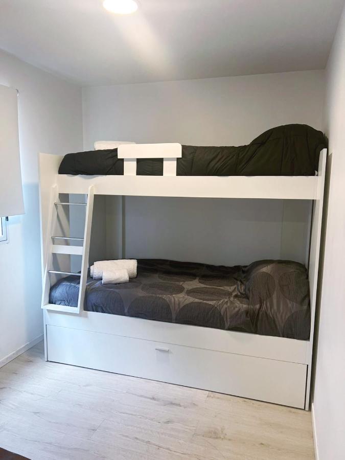 Moderno Departamento Completo, Versatil Y Espacioso Lejlighed Ushuaia Eksteriør billede